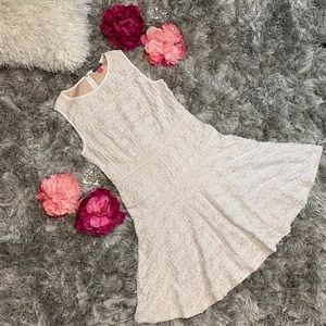 Vince Camuto Horizontal Lace Flare Dress size S